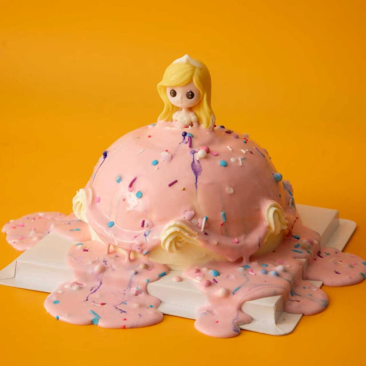 Pour & Sprinkle Princess Cake