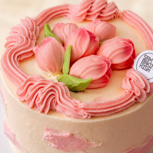 Floral Celebration Cake For Her cake detail close-up